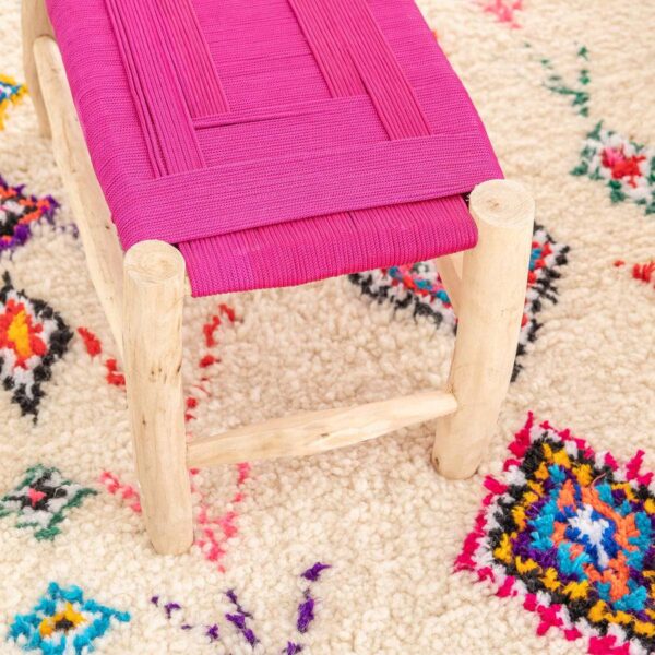 Banc pour enfant en bois et corde rose tressée – Image 6