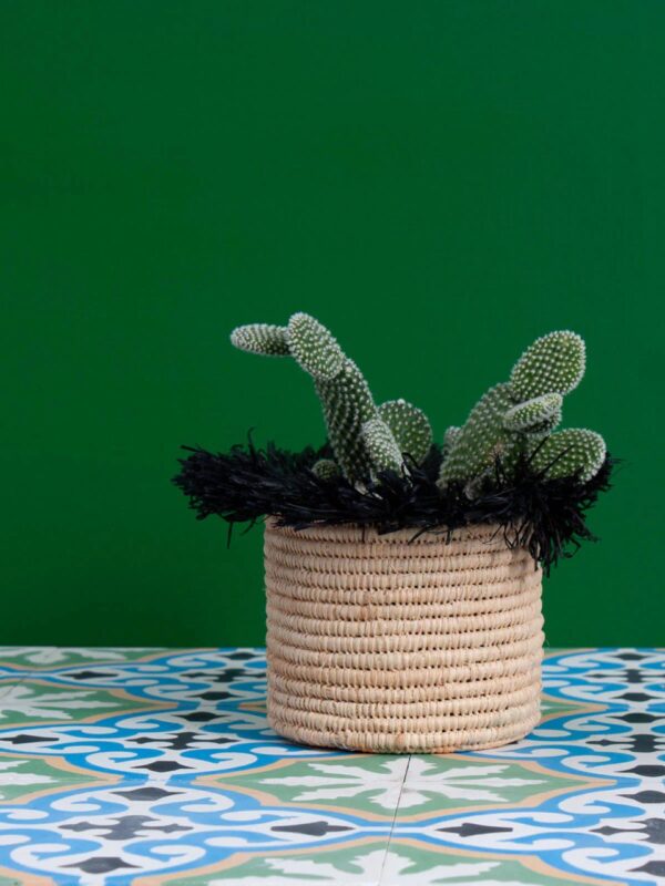 Pots de Rangement en Raphia Faits Main avec Pompons – Image 3