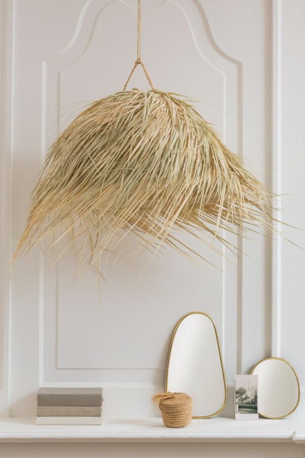 Suspension en demi-boule de paille fait main – Image 4