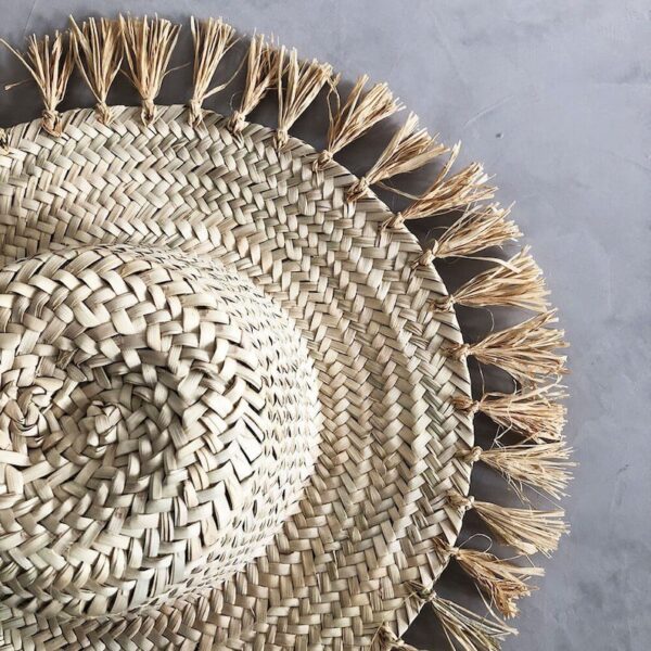 Seri de 3 Chapeau en Feuille de Palmier avec Franges en Raphia – Image 3