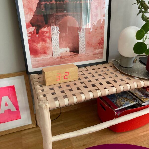 Banc en Bois et Cuir Marocain – Image 3