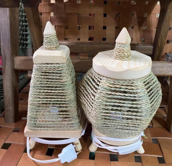 Lampe de Table Marocaine Ronde en Paille – Image 3